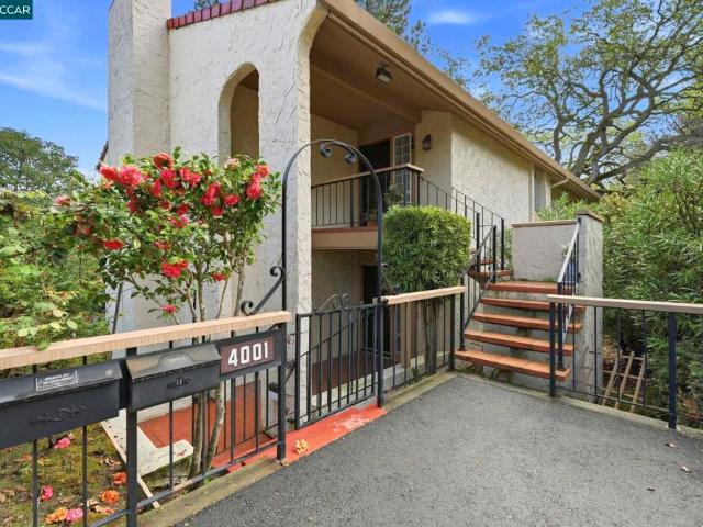 Condo for sale in Walnut Creek, California