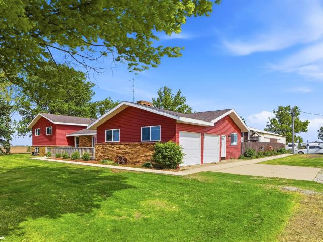 House for sale in Hedrick, Iowa