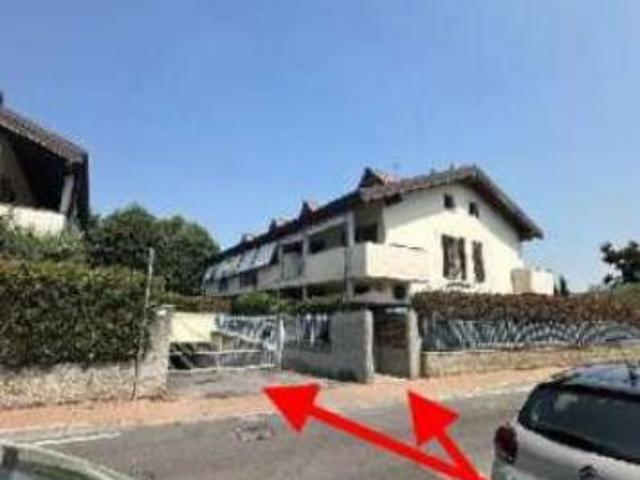 Appartamento in vendita a Trezzano Rosa, Lombardia