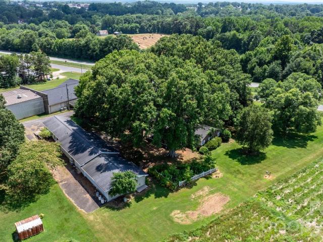 Commercial for sale in Granite Falls, North Carolina
