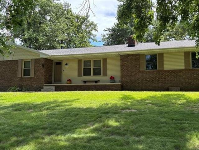 House for sale in Kell, Illinois