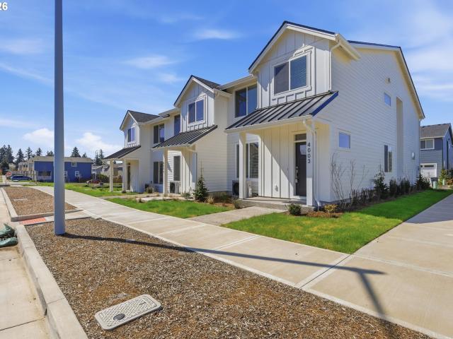 Townhouse for sale in Oregonia