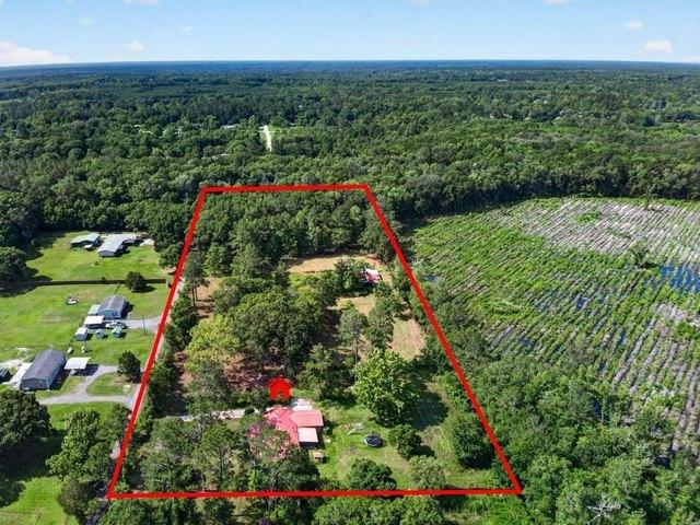 House for sale in Callahan, Florida
