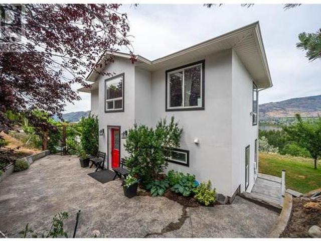House for sale in Osoyoos House for sale in Osoyoos