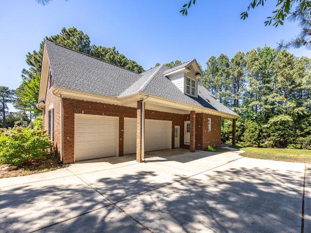 House for sale in Grenadier, Apex