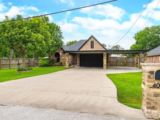 House for sale in Santa Fe, Texas