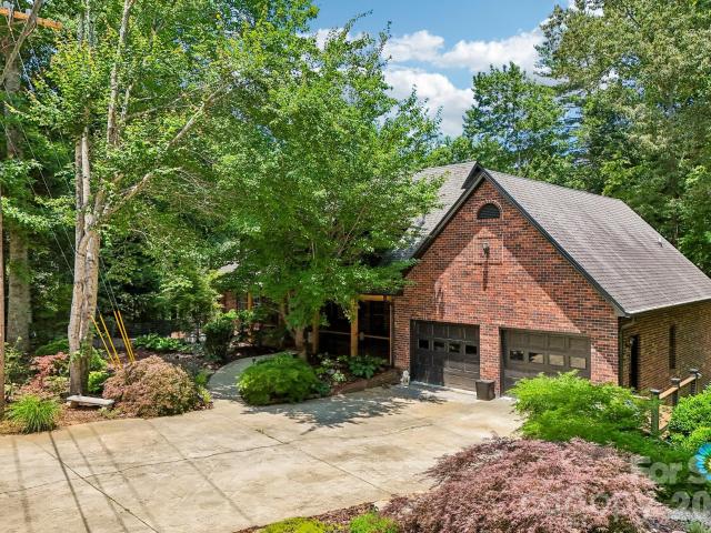 House for sale in East Flat Rock, North Carolina