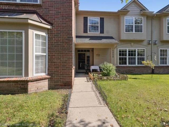Townhouse for sale in Canton, Mississippi