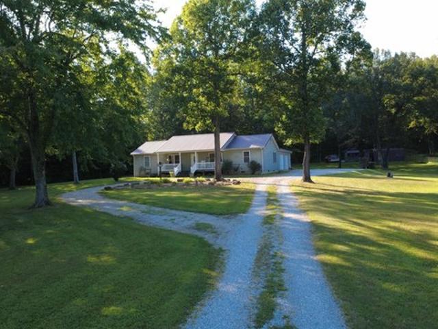 House for sale in Centertown, Kentucky