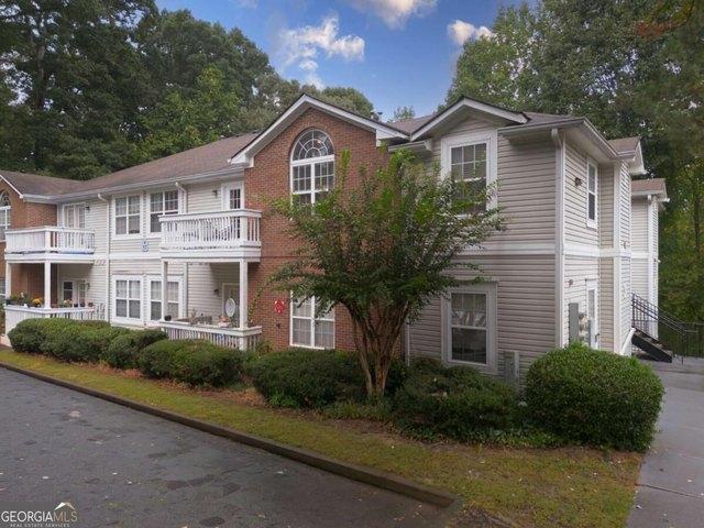Condo for sale in Stone Mountain, DeKalb County