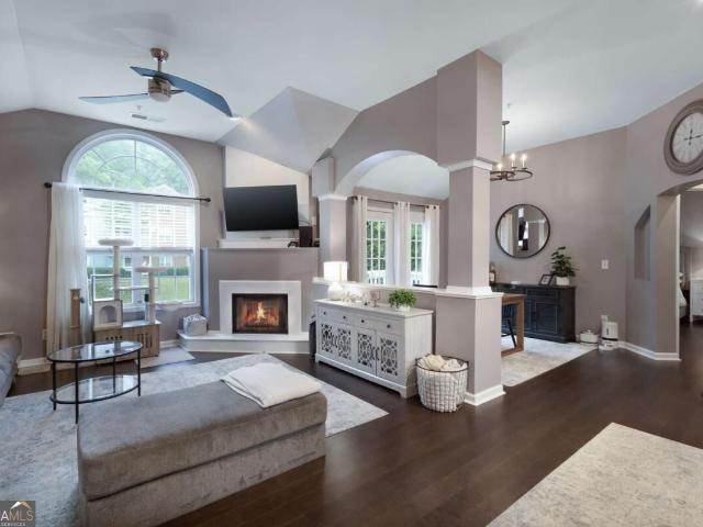 Condo for sale in Wilshire, Tucker