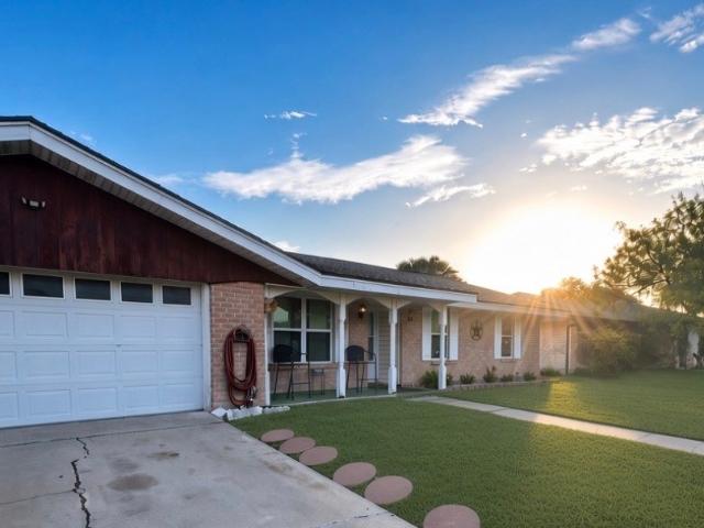 House for sale in Corpus Christi, Nueces County