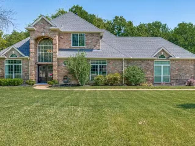 House for sale in Denton House for sale in Denton
