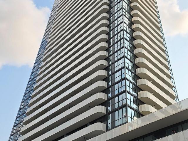 Condo for rent in Interchange Hwy 400 & 7, Vaughan