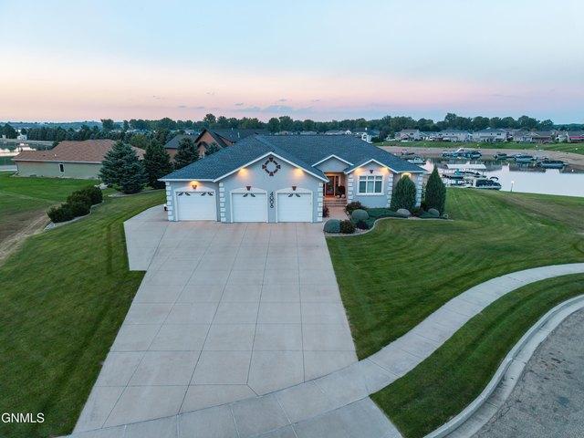 House for sale in Mandan, North Dakota