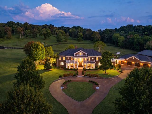 House for sale in Franklin, Middle Tennessee