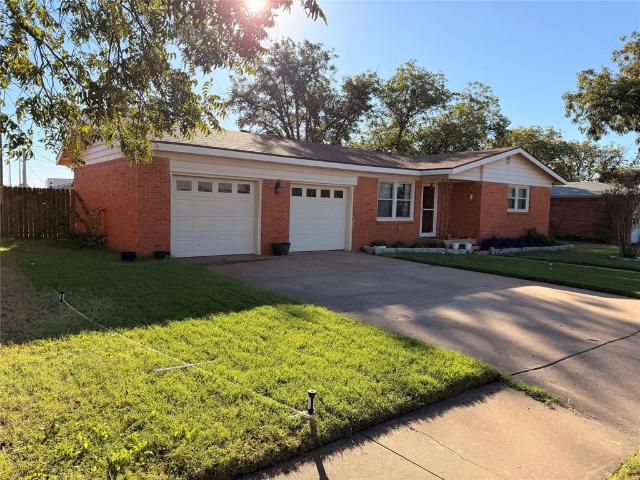 House for sale in Snyder, Texas