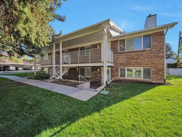 Condo for sale in Holladay, Utah
