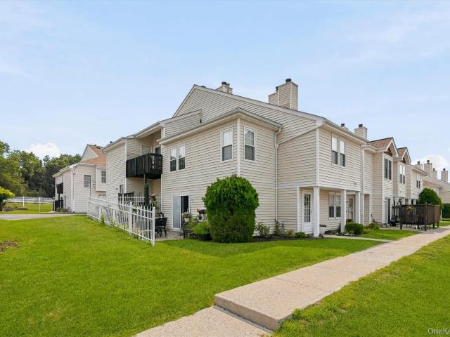 Condo for sale in Chester, New York