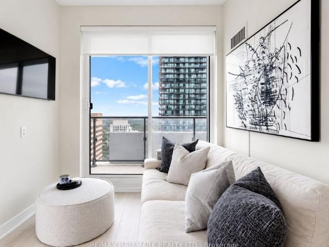 House for rent in Toronto—St. Paul's, Toronto