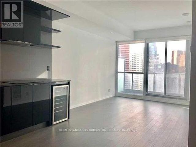 Condo for sale in Spadina—Fort York, Toronto
