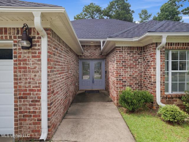 House for sale in Ocean Springs, Mississippi
