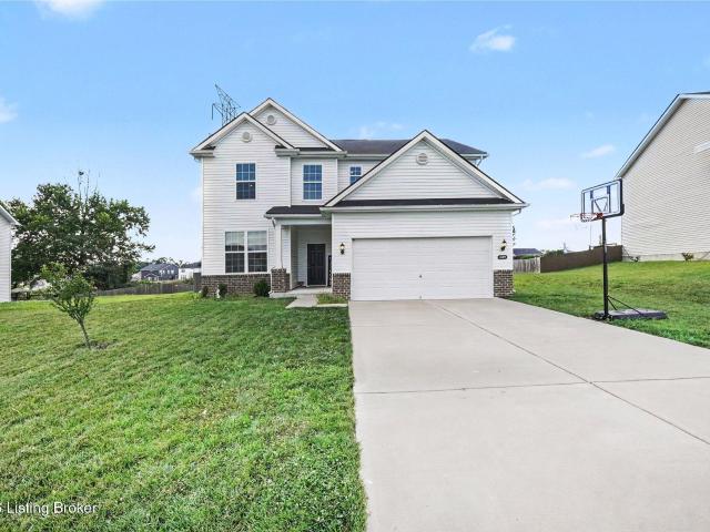 House for sale in La Grange, Kentucky
