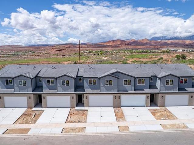 Townhouse for sale in Washington, Utah