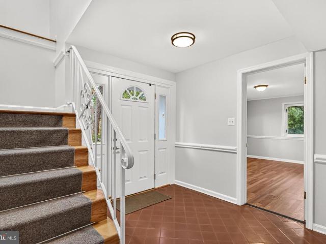 House for sale in Woodley Hills, Mount Vernon