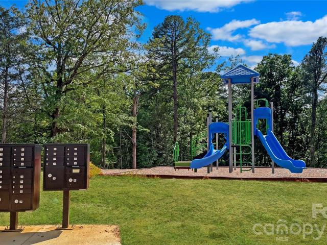 House for sale in Mecklenburg, North Carolina