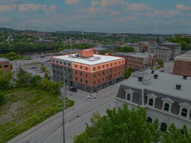 Commercial for rent in Sherbrooke, Quebec