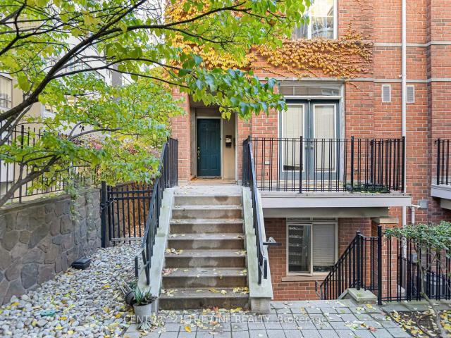 Condo for sale in Toronto, Golden Horseshoe