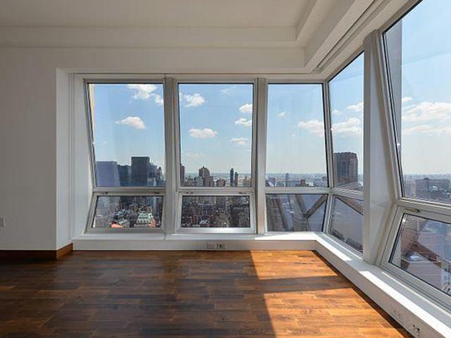 Condo for sale in Arverne, New York