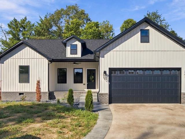 House for sale in Harrodsburg, Mercer County