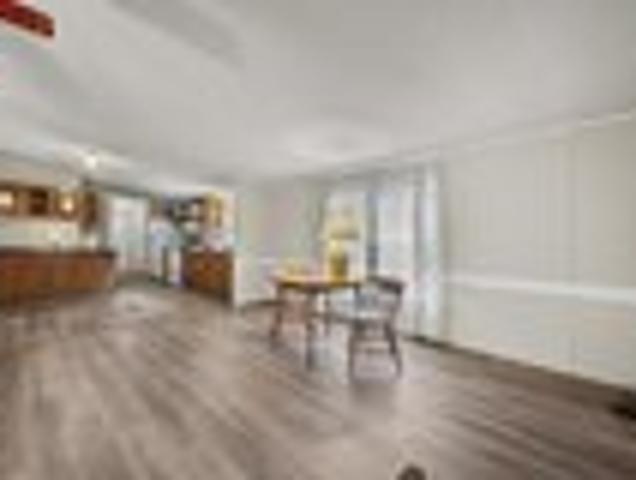 House for sale in Bonneau, South Carolina