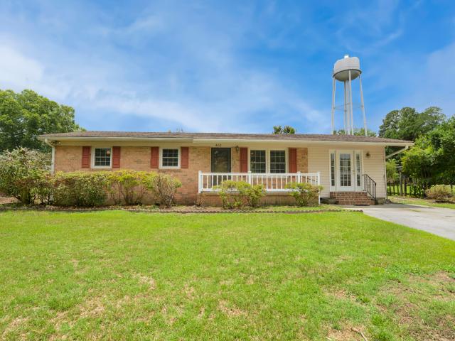 House for sale in Four Oaks, North Carolina