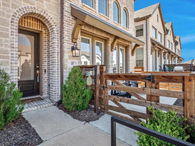 Townhouse for sale in Mckinney, Texas
