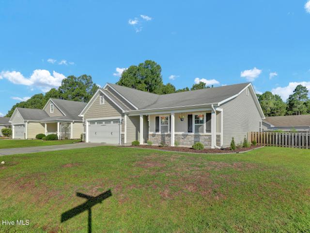House for sale in Sneads Ferry, North Carolina