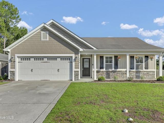 House for sale in Sneads Ferry, North Carolina
