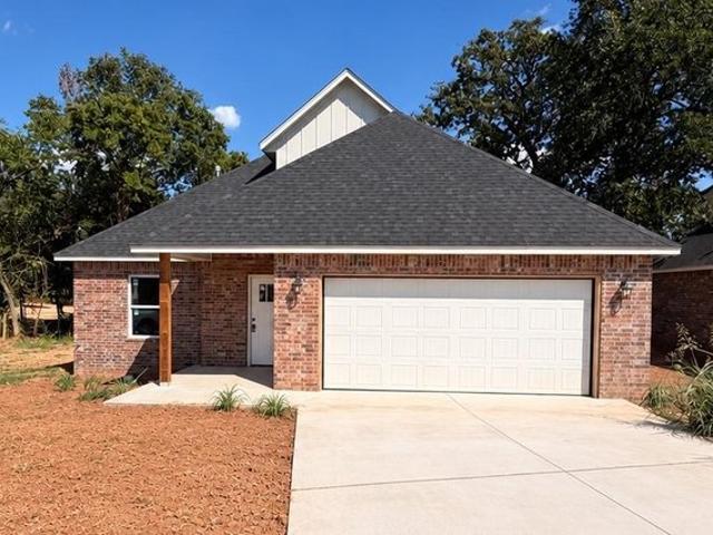 House for sale in Jones, Oklahoma County