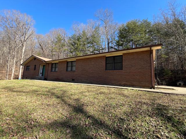 House for sale in Williamsburg, Kentucky