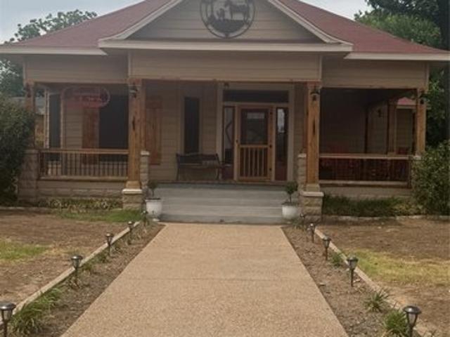 House for sale in Quanah, Texas