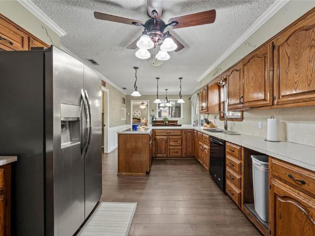House for sale in Woodway, Texas