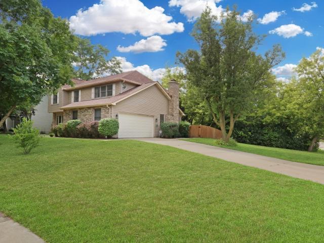 House for sale in Grayslake, Lake County