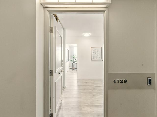 Condo for sale in Belmont