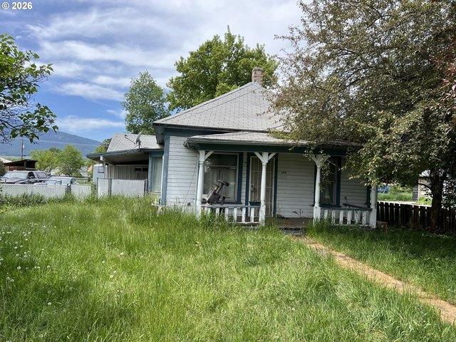 House for sale in Oregonia