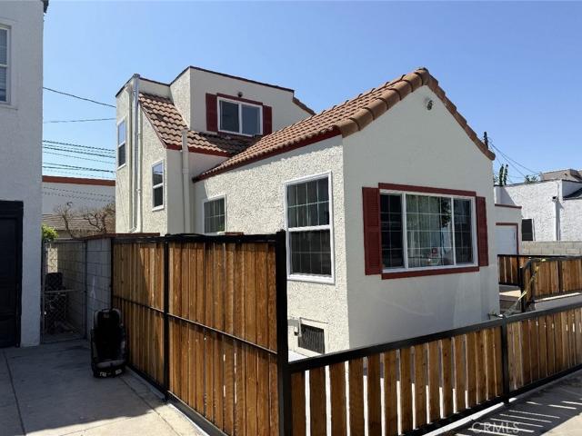 House for sale in Long Beach, California