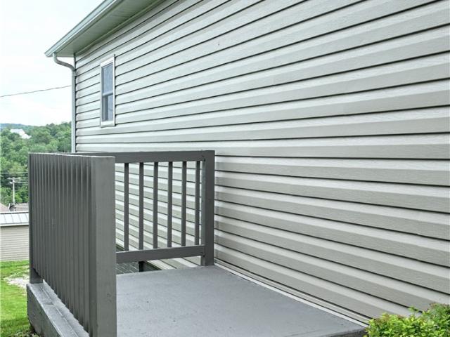 House for sale in Atlasburg, Pennsylvania