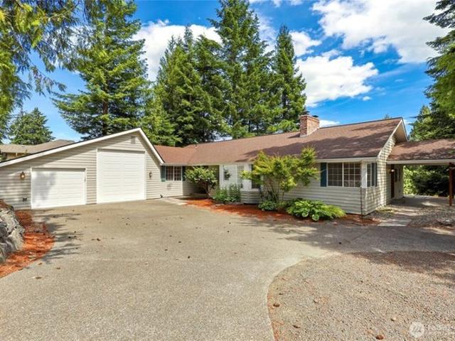 House for sale in Allyn, Washington