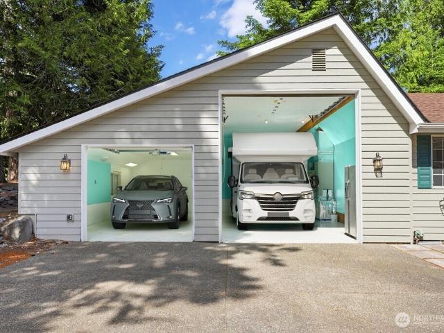 House for sale in Allyn, Washington